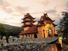 Chùa Hộ Pháp - Thích ca Phật Đài
