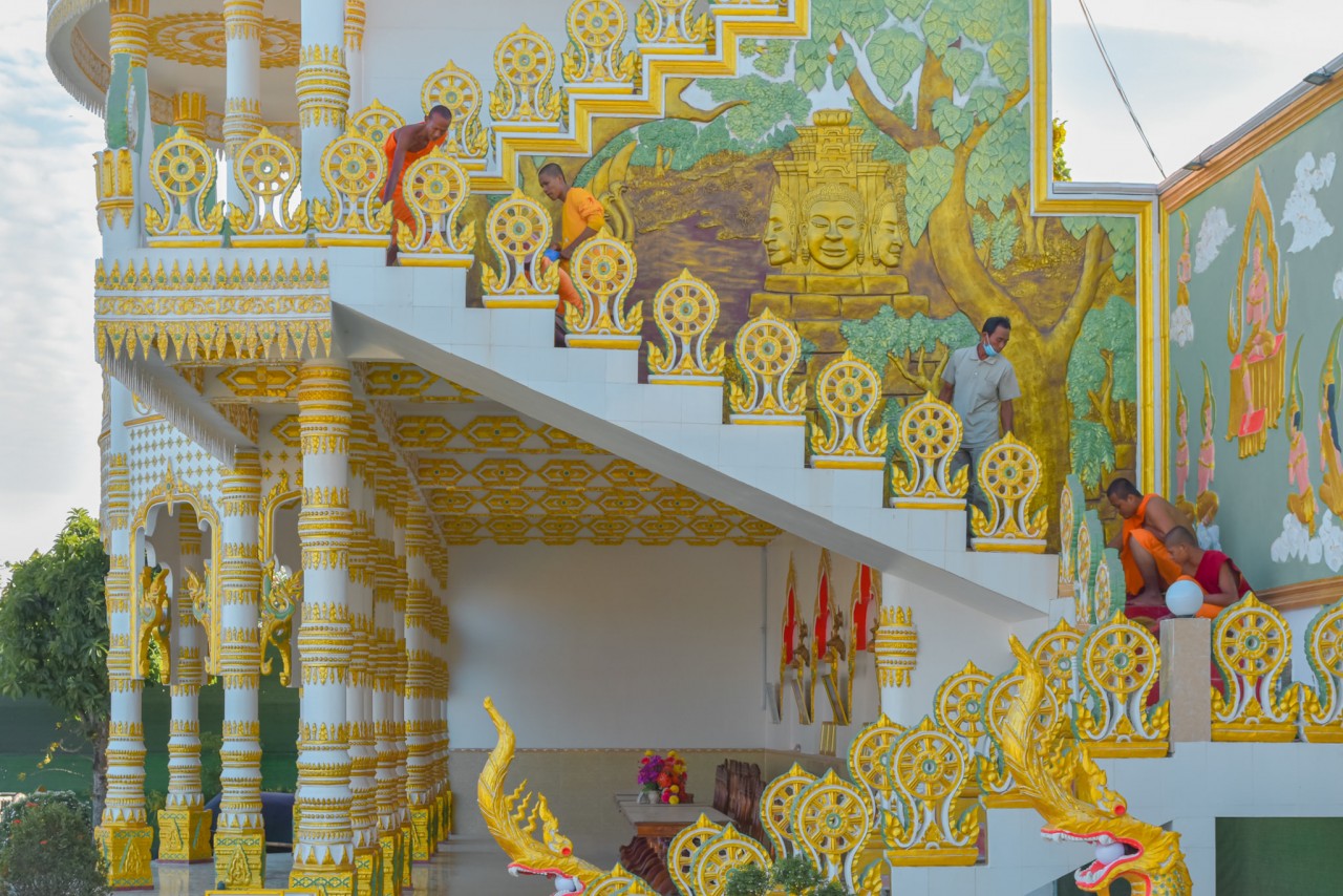 So với những ngôi chùa với kiến trúc Khmer khác trong tỉnh Sóc Trăng thì đây là ngôi chùa có niên đại khá “trẻ" vì được xây dựng và khánh thành vào năm 1964 dưới sự trụ trì của hoà thượng Thạch Dêl.