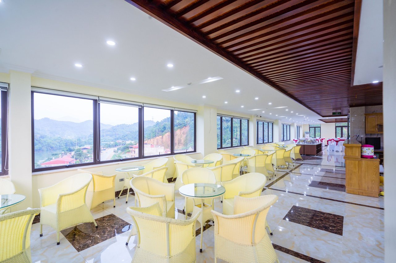 Khách sạn Đinh Gia Hà Giang