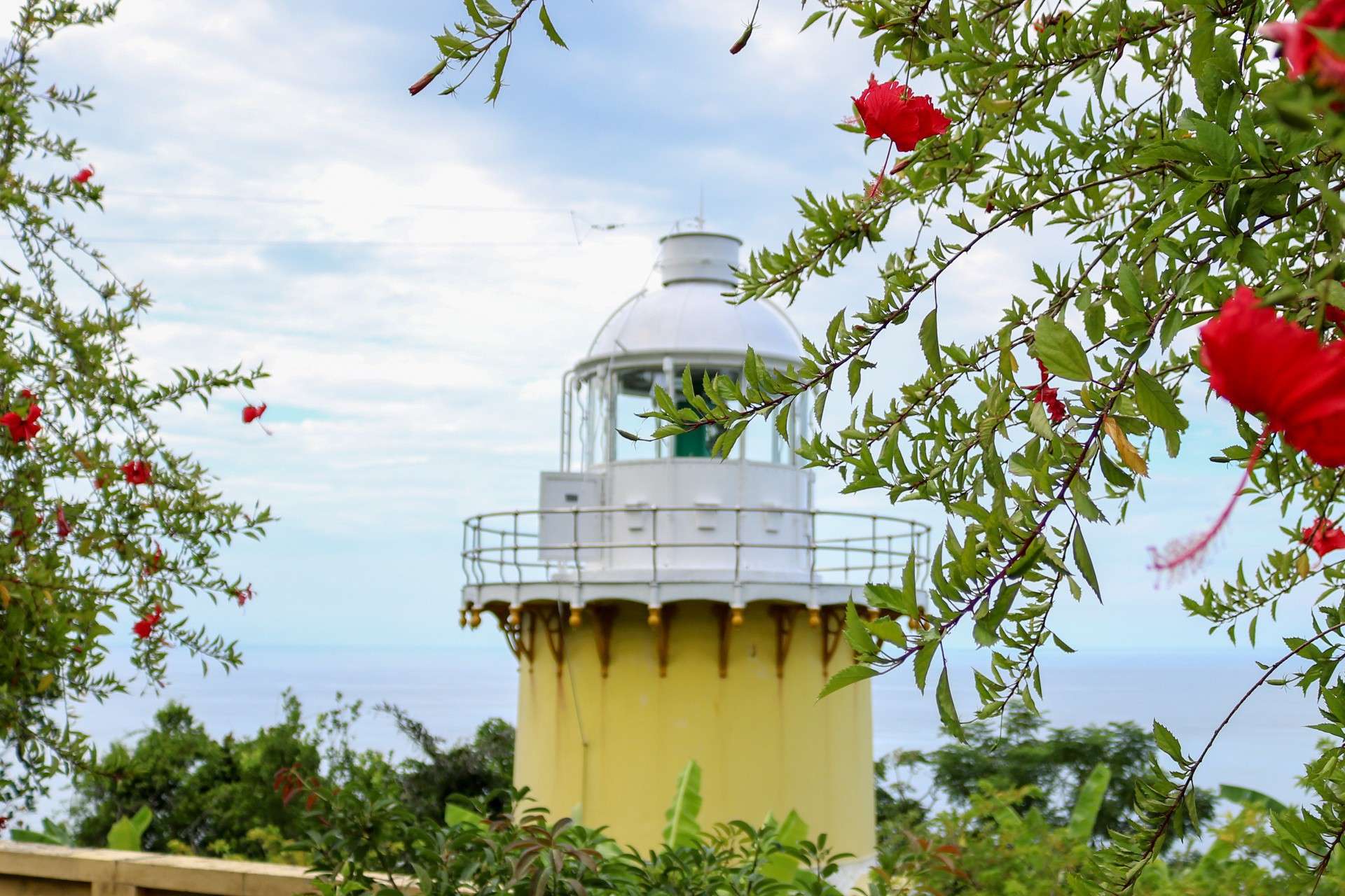 Nếu là người thích khám phá các vùng đất mới, hải đăng Hòn Nước Quy Nhơn chính là điểm đến lý tưởng dành cho bạn.