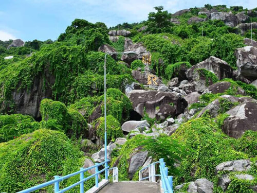 Ngày 1 - TP. HỒ CHÍ MINH - CAO HÙNG (Ăn nhẹ trên máy bay)