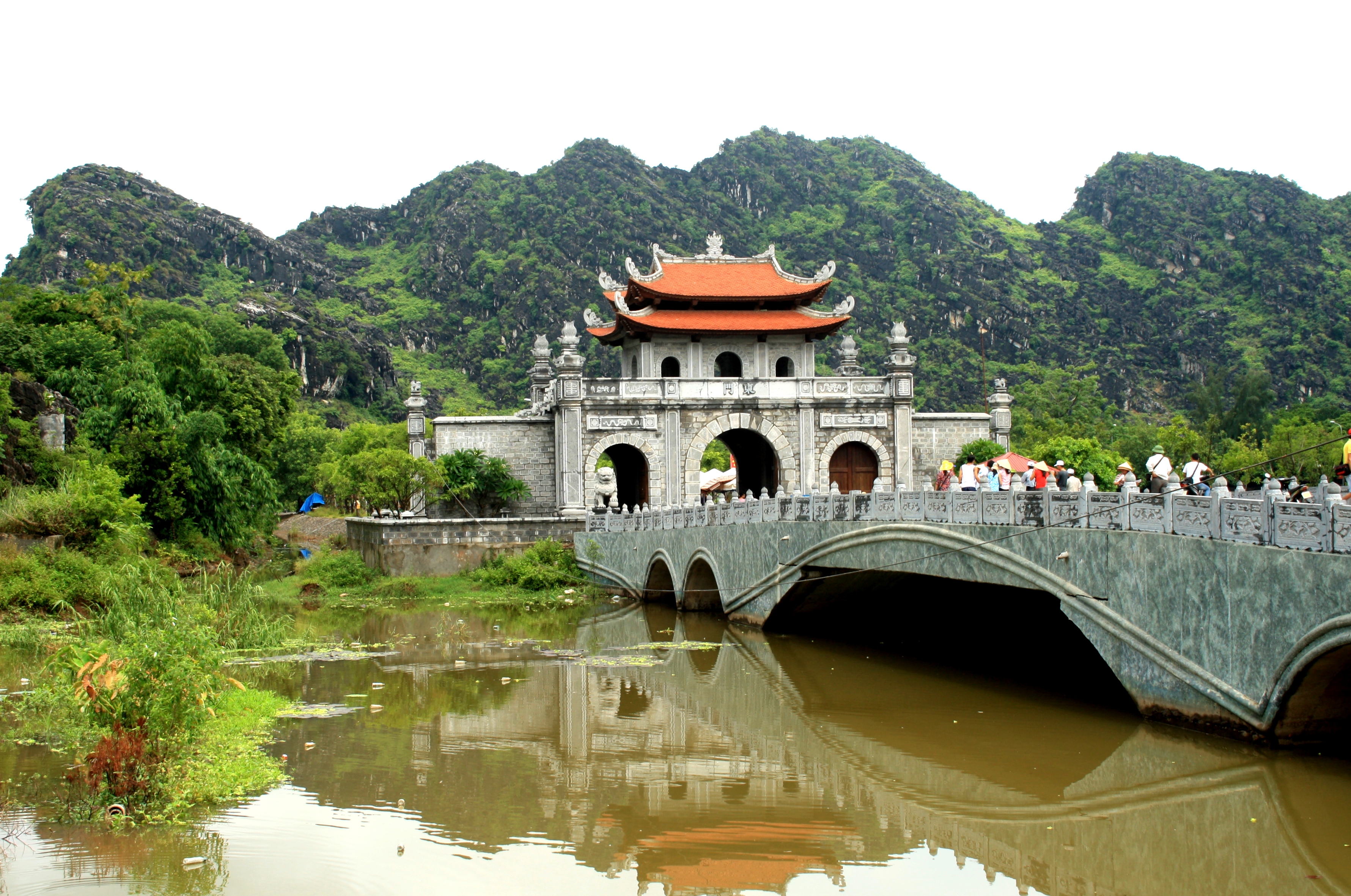 Khu di tích cố đô Hoa Lư