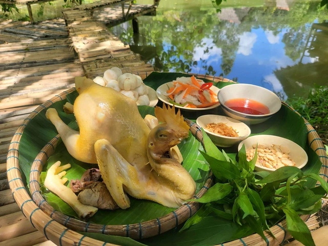 Khu du lịch Lung Cột Cầu
