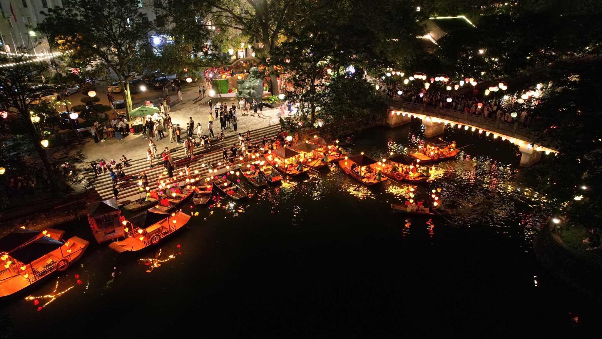 Phố cổ Hoa Lư
