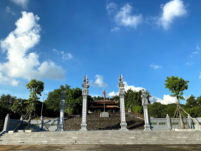 Đền Bà Chúa Sao Sa (Đền Bà Duệ)