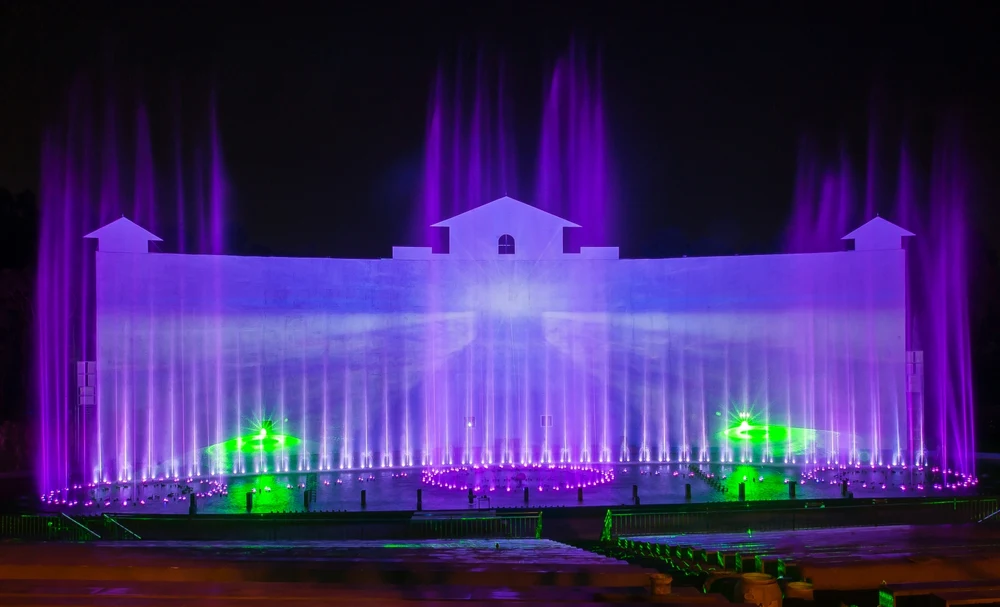 Cuối Ngày Hào Hứng Với Hồ Mây Grand Show