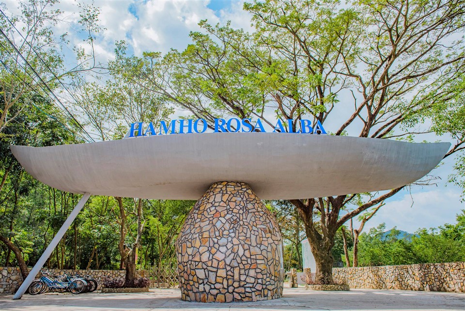 Khu du lịch sinh thái Hầm Hô