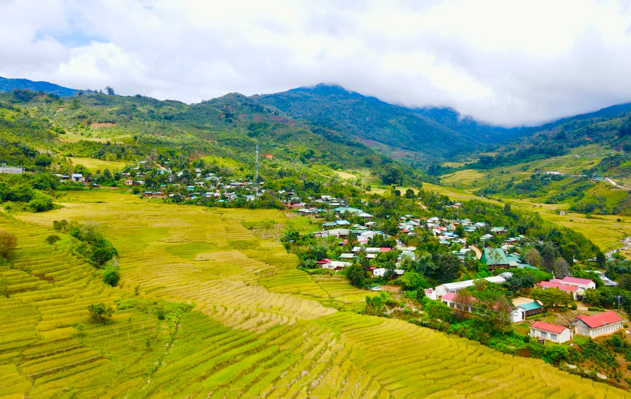 Măng Ri, thiên đường tuyệt đẹp ở cao nguyên Kon Tum.