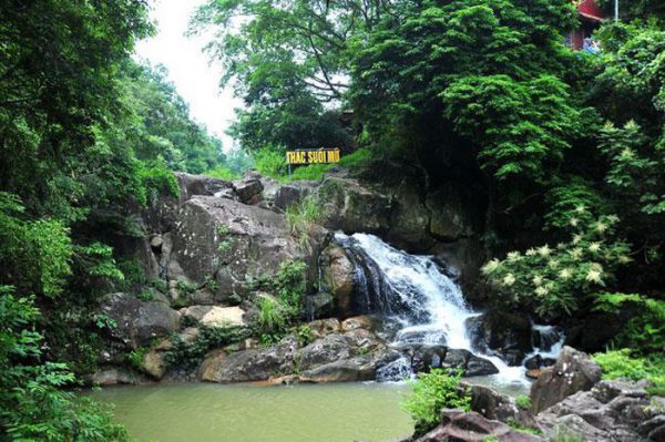 Đền Suối Mỡ