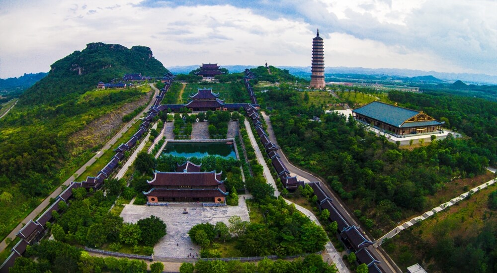 Du lịch  khám phá Tràng An