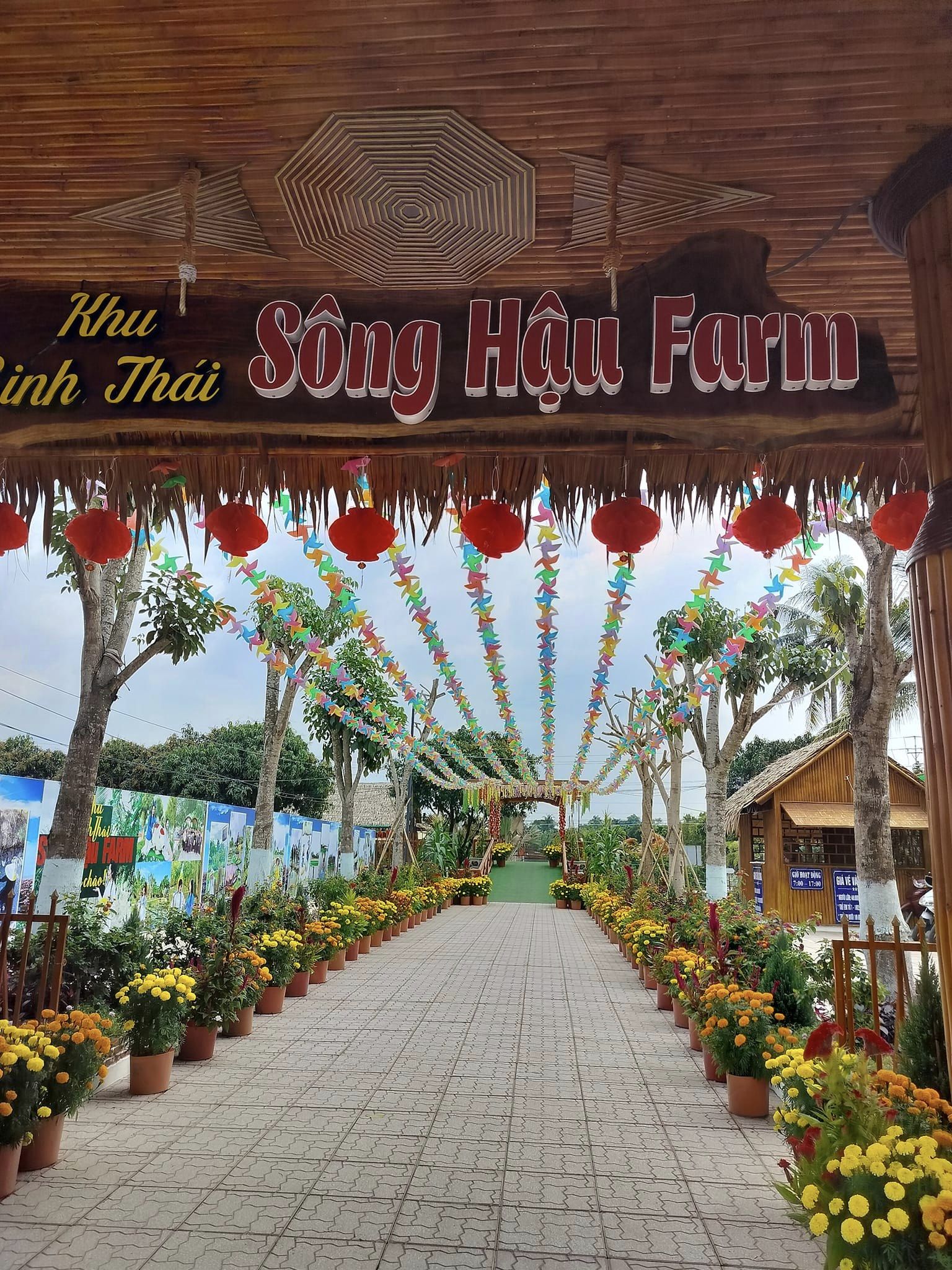 Khu sinh thái Sông Hậu Farm