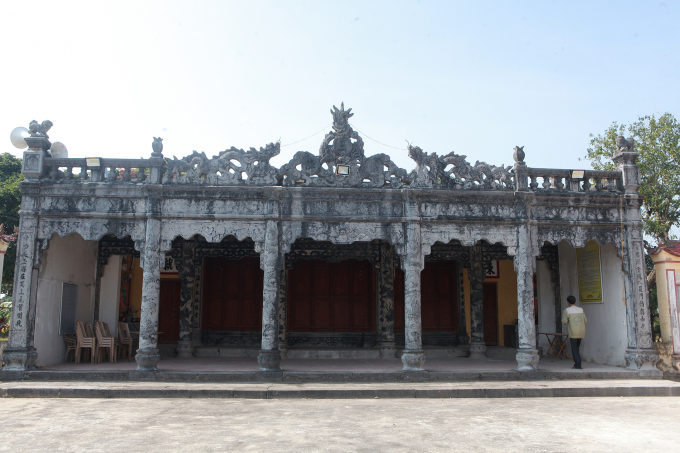Đền Đá Nam Hà