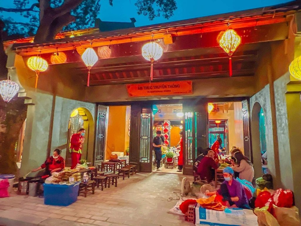 Phố cổ Hoa Lư
