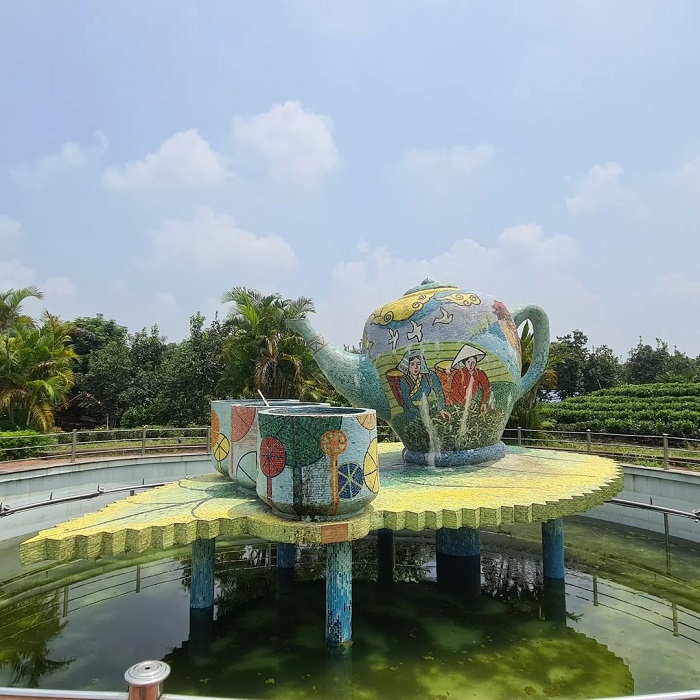 Không gian văn hóa Trà Tân Cương