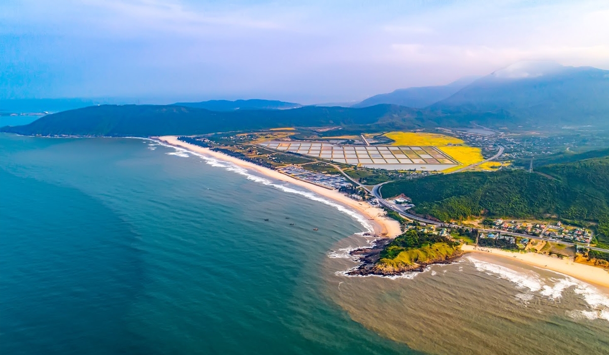 Bãi Biển Hoành Sơn
