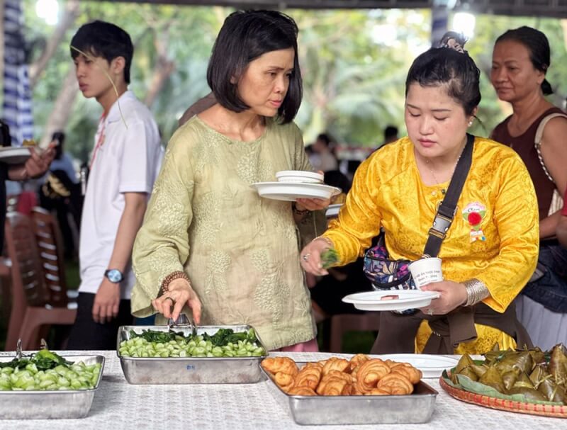 Vegetarian food festival