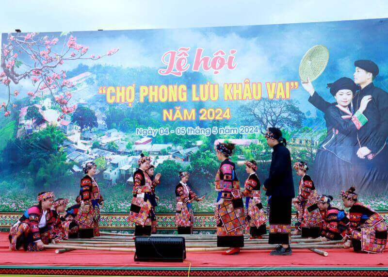 Festival of Luu Khau Khau shoulder in 2025