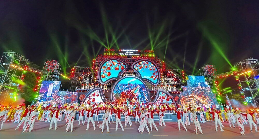 Red Phoenix Flower Festival 2025
