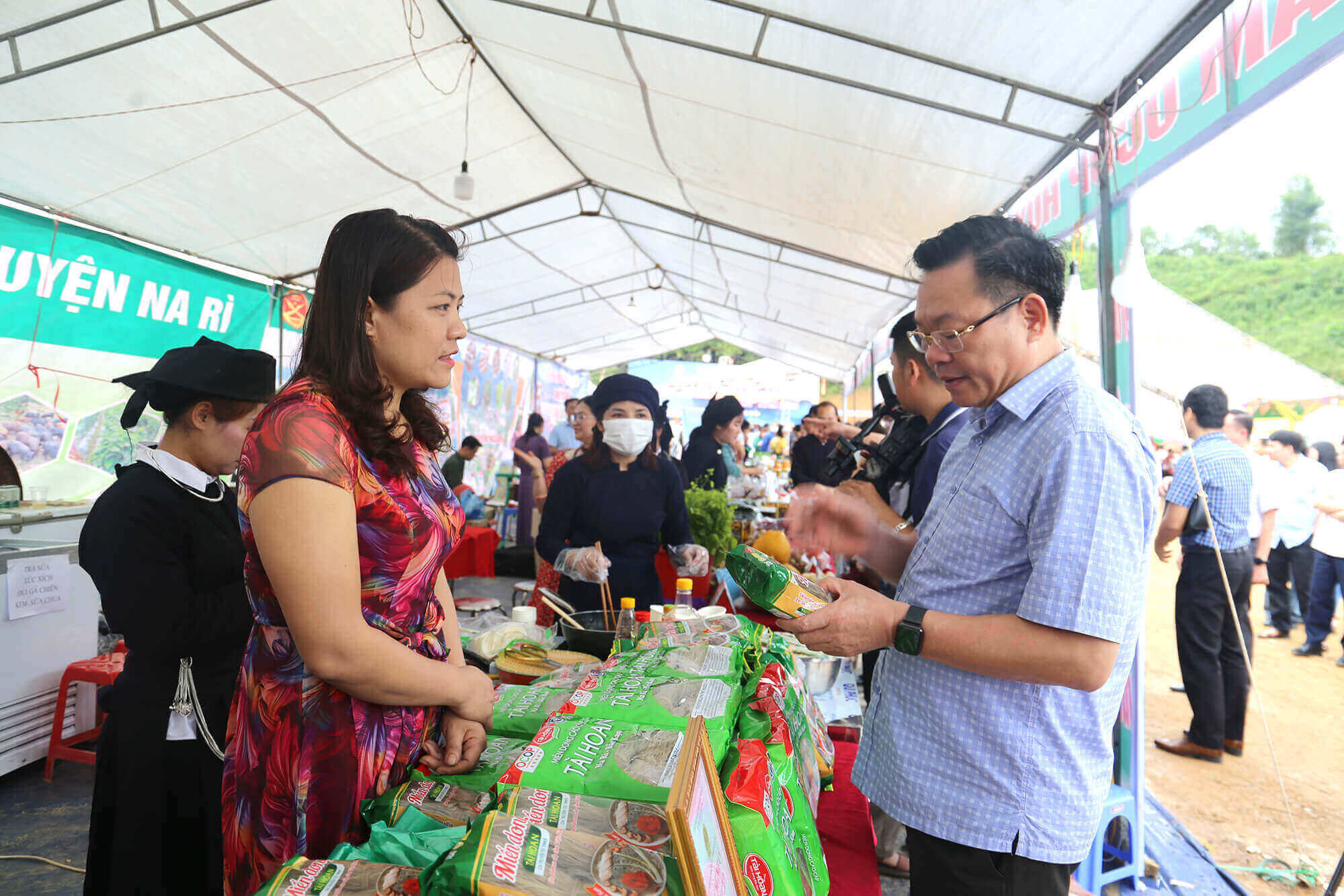Chợ tình Xuân Dương