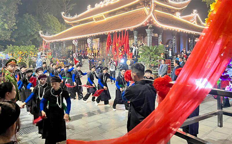 Dong Cuong Temple Festival