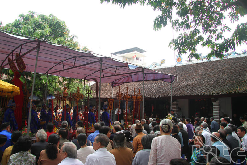 Van Phuc communal house festival