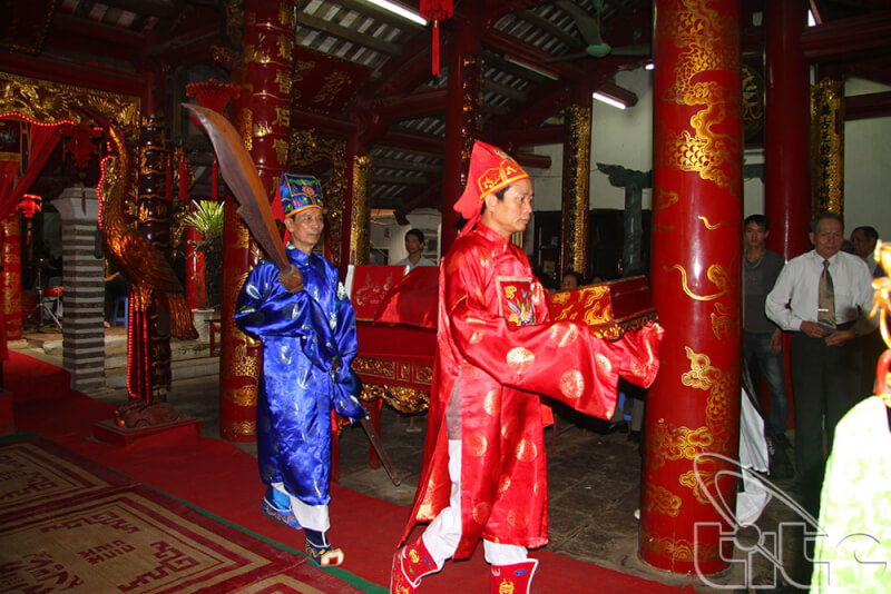 Van Phuc communal house festival
