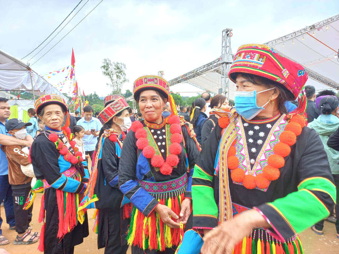 Chợ tình Xuân Dương