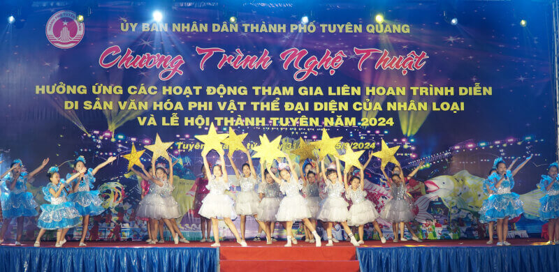 Chương trình nghệ thuật đặc sắc chào mừng hợp nhất Tuyên Quang - Hà Giang
