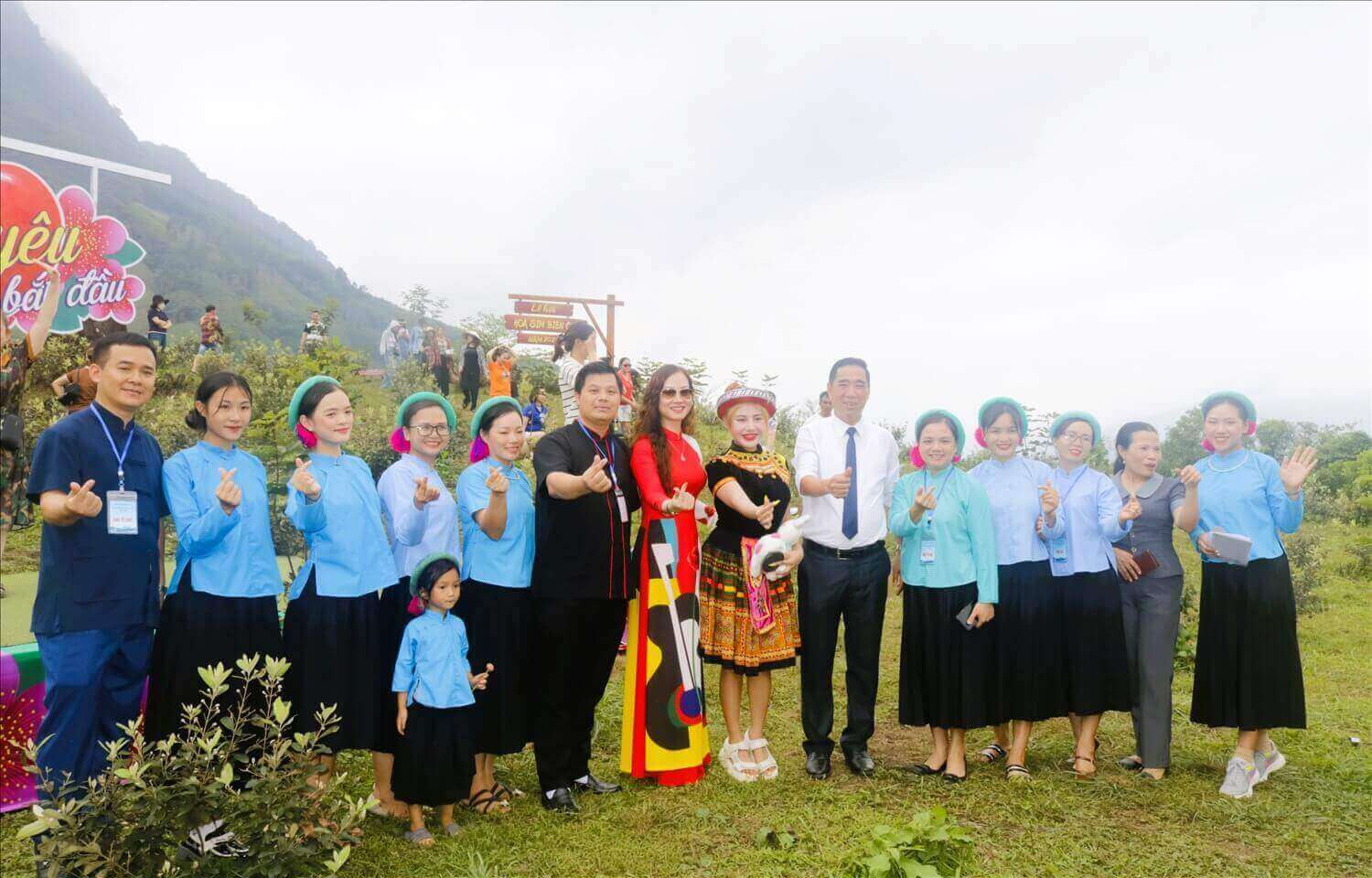 Lễ hội hoa sim biên giới