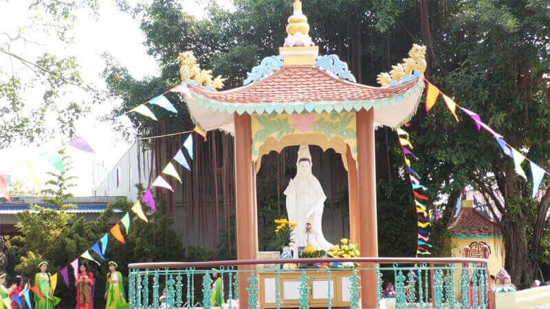 Lễ hội truyền thống đền Kha Lâm