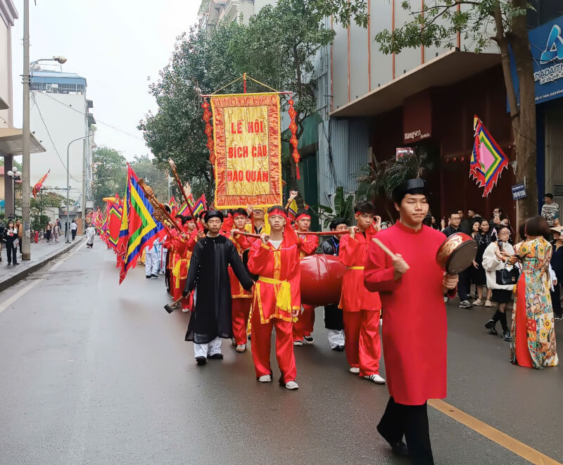 Hội đền Bích Câu