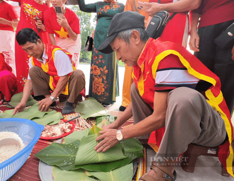 Pottery temple festival