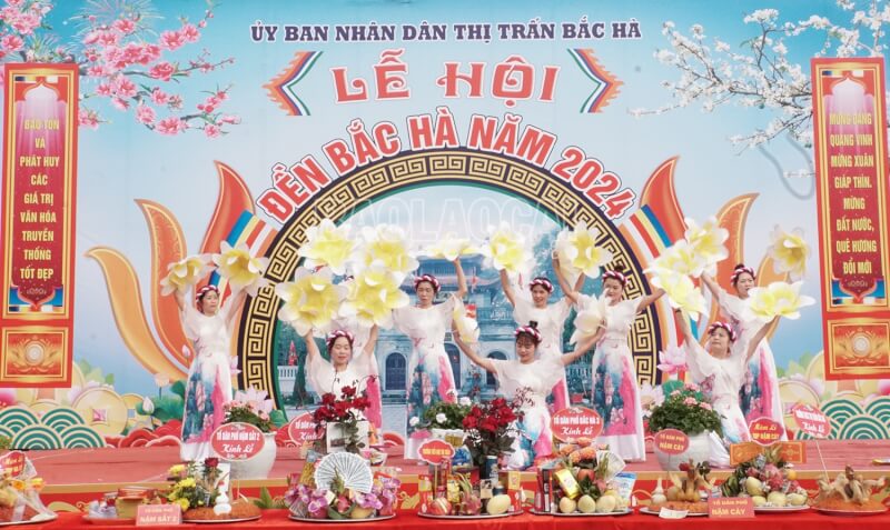 BAC HA神庙节