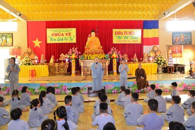 Pagoda festival