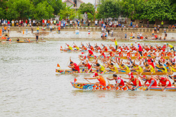 Lễ hội đua thuyền