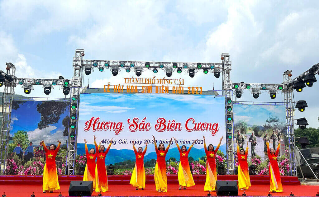Lễ hội hoa sim biên giới