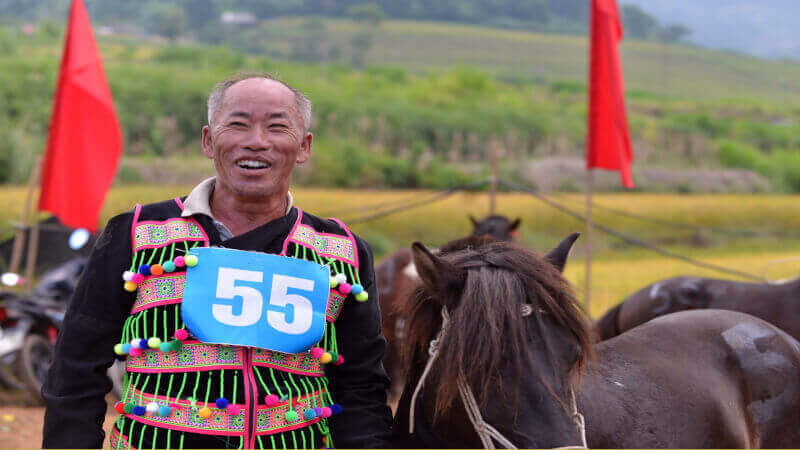 赛马节“ pu ta leng”马