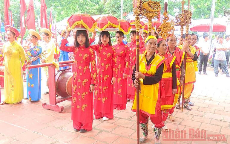 Tran Thuong Temple Festival
