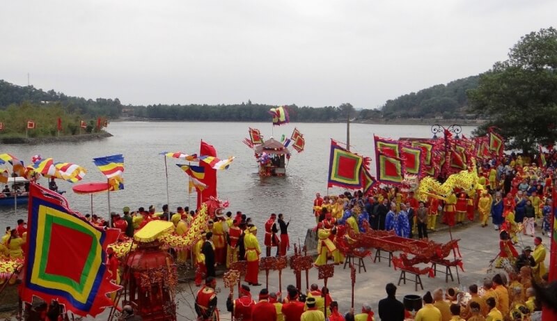 Lễ hội mùa thu Côn Sơn - Kiếp Bạc