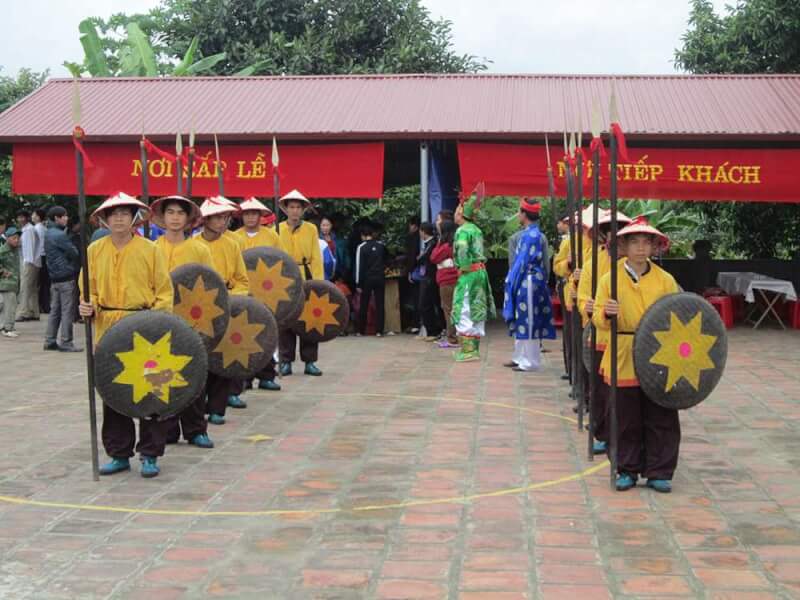 Nhuoc Son temple festival