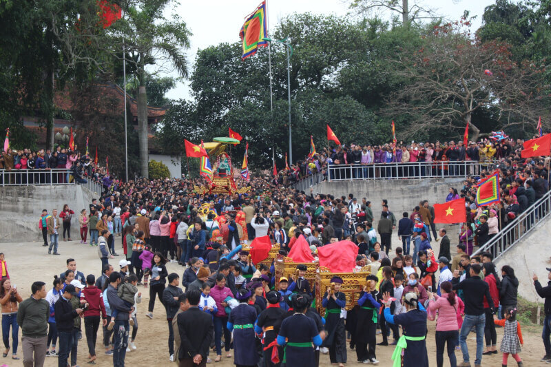 Dong Cuong Temple Festival
