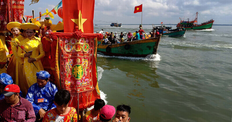 Lễ hội Nghinh Ông xã Bình Thắng
