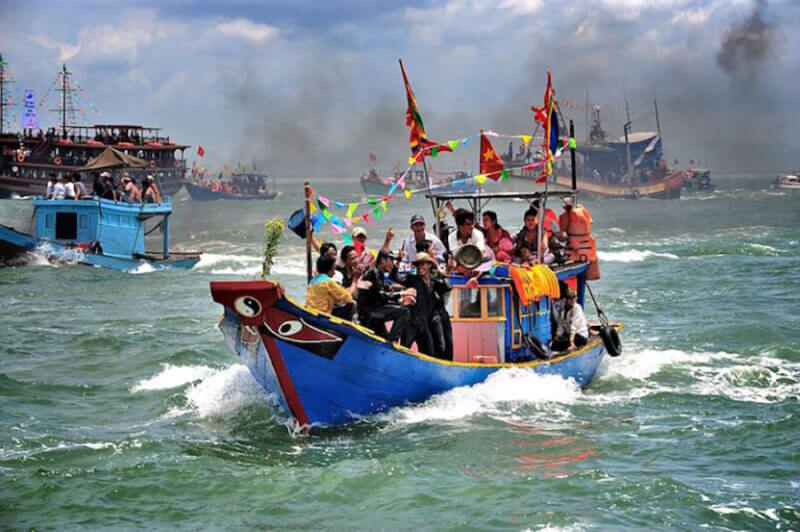 Lễ hội Nghinh Ông xã Bình Thắng