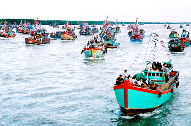 Lễ hội Nghinh Ông xã Bình Thắng