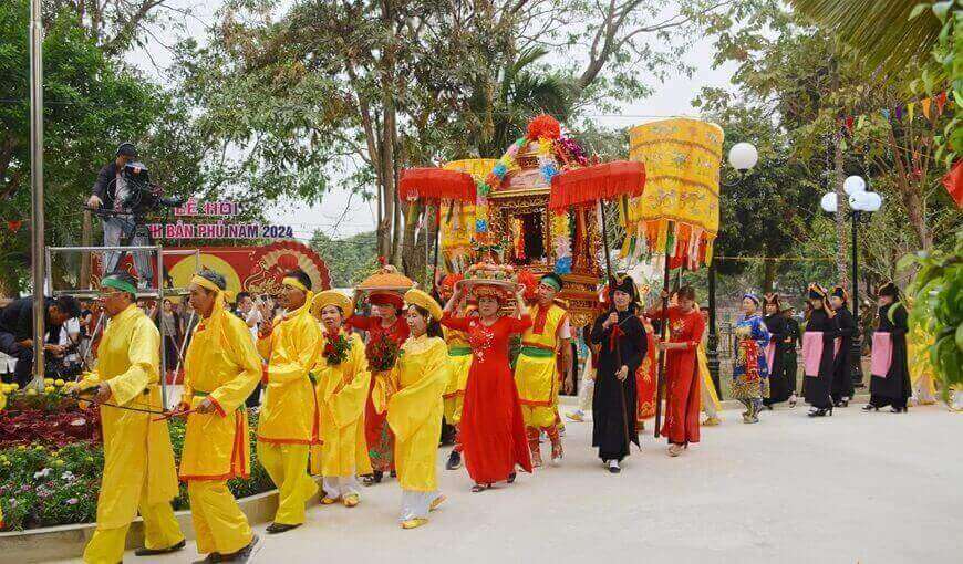Thanh Ban Phu Festival