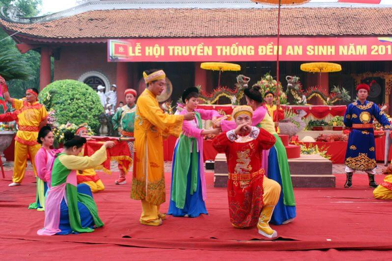An Sinh temple traditional festival