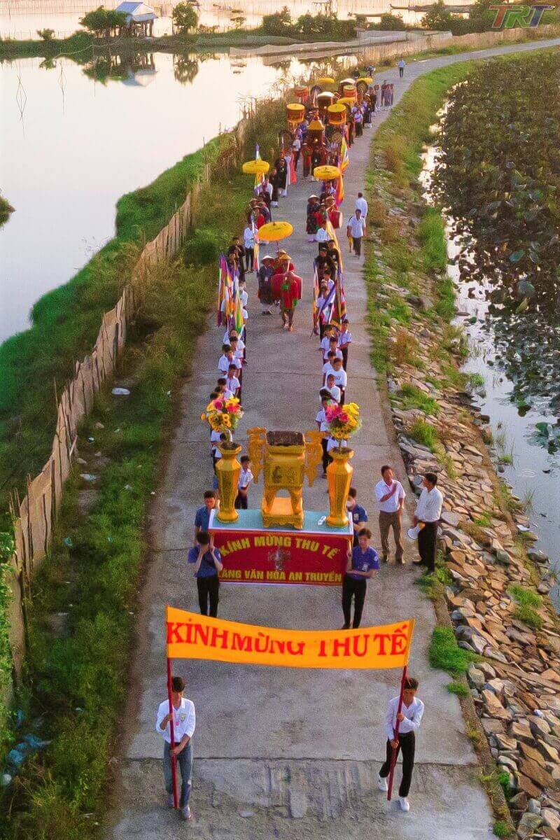 Chuon Village的牺牲仪式