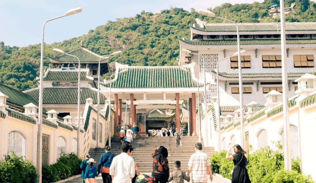 Ba Chua Mountain Sam Mountain的特别节