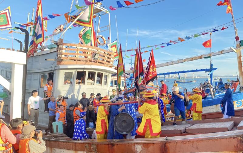 Vung Tau의 Nghinh Ong Thang Tam Festival