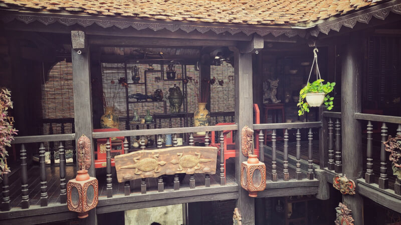 Trải Nghiệm Lịch Sử Qua Những Cổ Vật Tại Nhà Cổ Vạn Vân